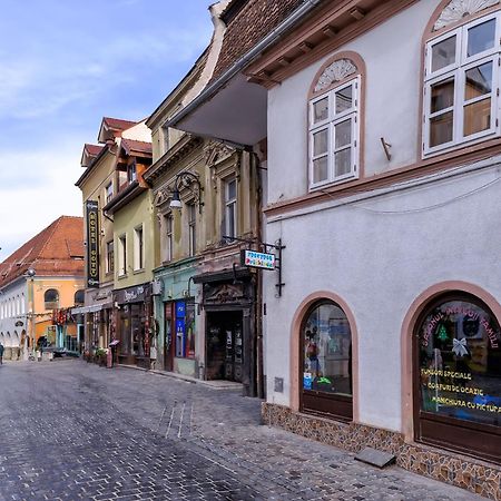 Hirscher Apartments Brasov Bagian luar foto