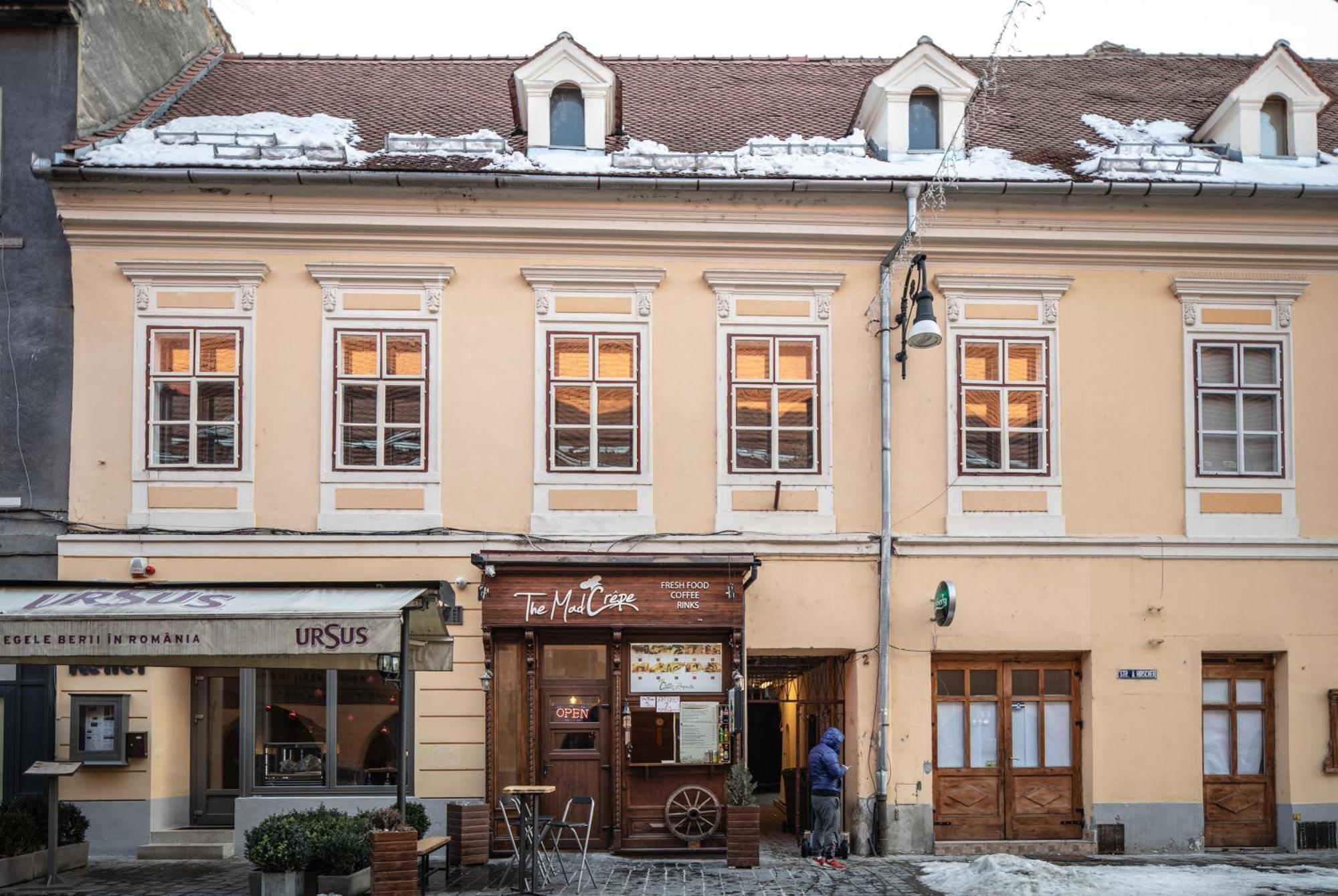 Hirscher Apartments Brasov Bagian luar foto