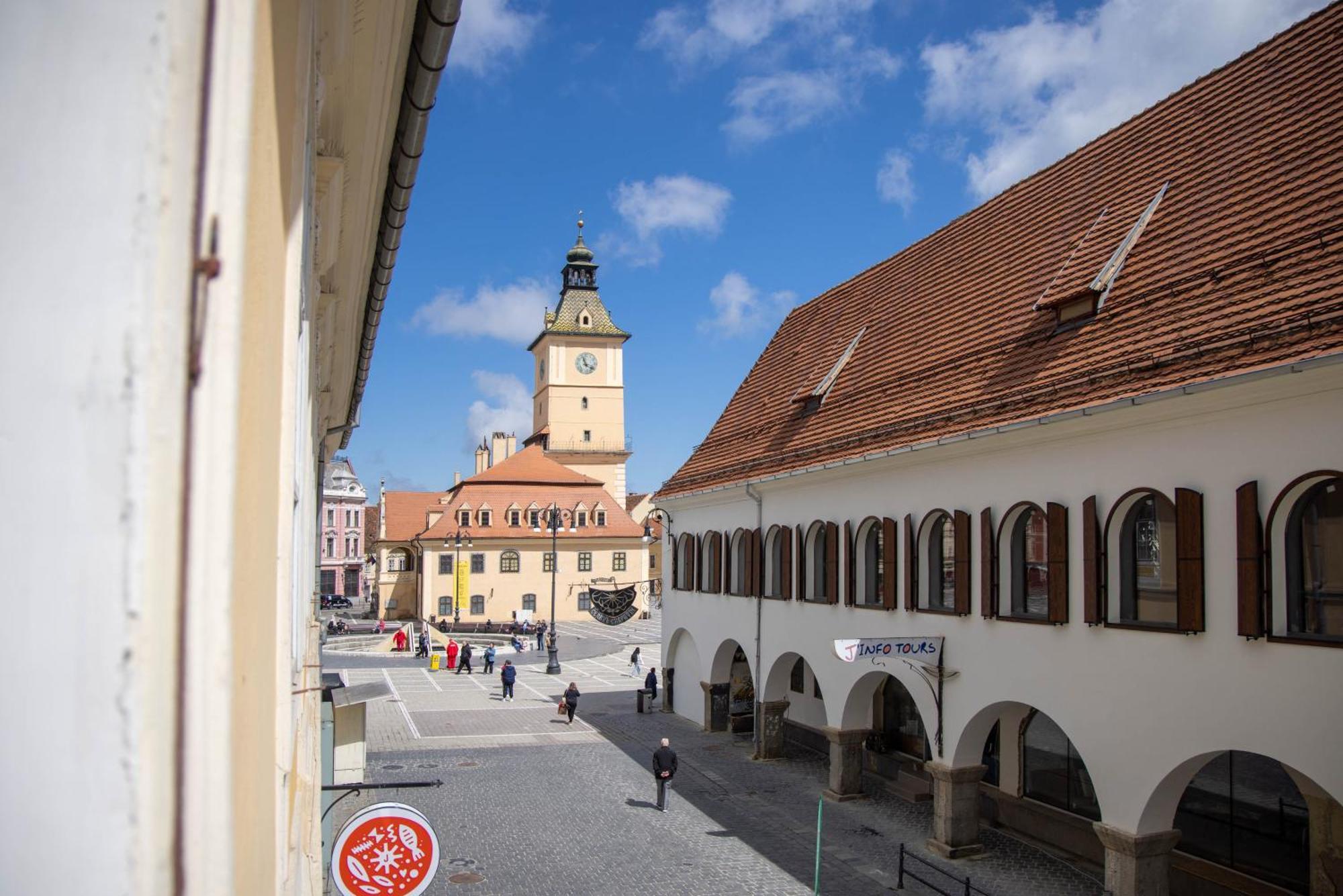 Hirscher Apartments Brasov Bagian luar foto