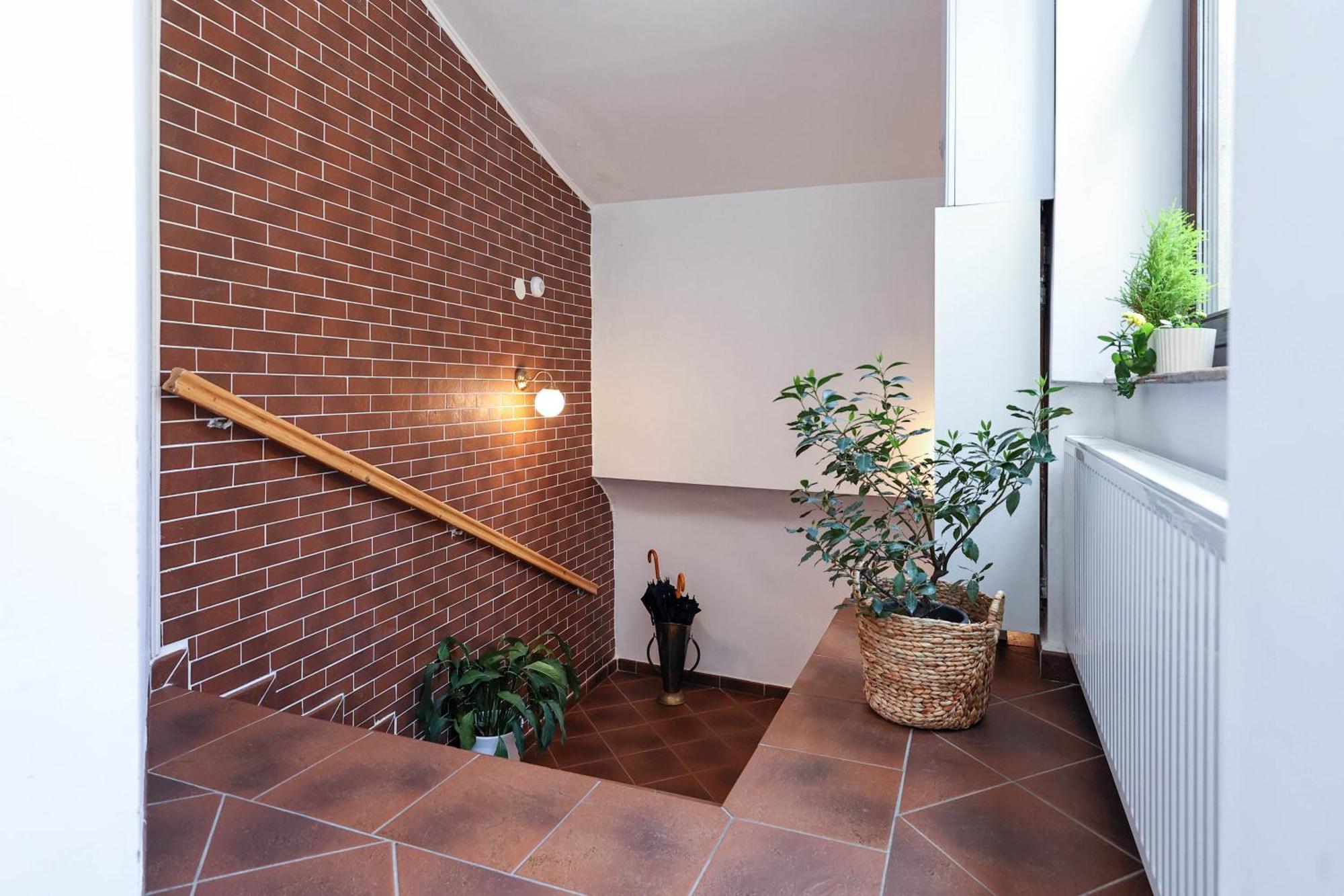 Hirscher Apartments Brasov Bagian luar foto