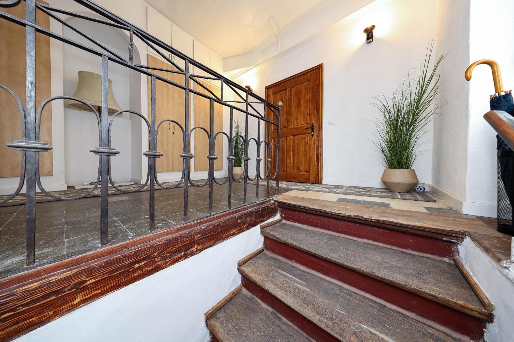 Hirscher Apartments Brasov Bagian luar foto