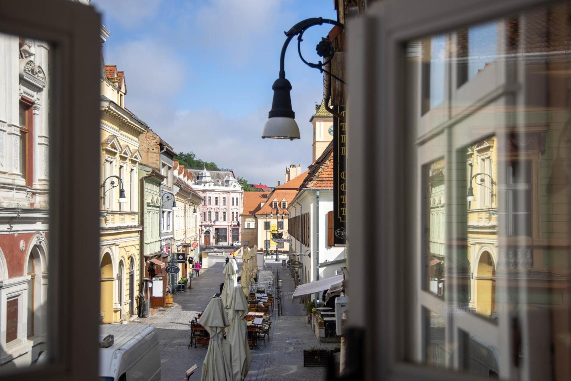 Hirscher Apartments Brasov Bagian luar foto